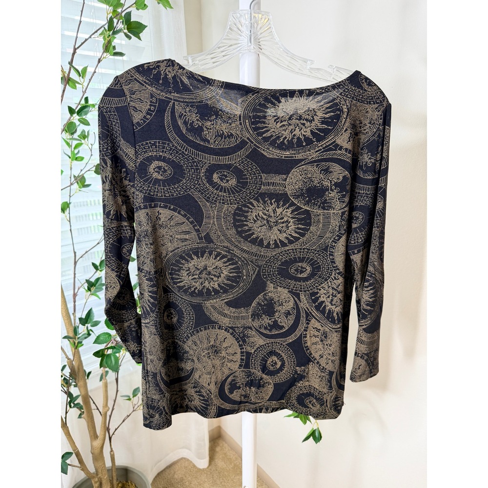 Frazier Lawrence Celestial Zodiac Print Top Black Gold Sun Moon Dark Academia M - Picture 6 of 6